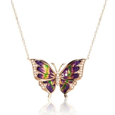 BUTTERFLY MOTIF NECKLACE